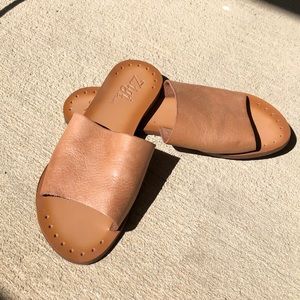 Zigi Tan Leather Sandals